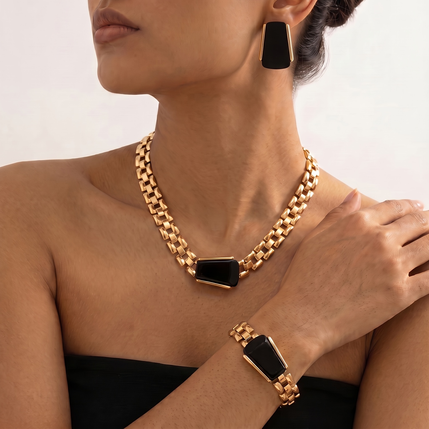 4pc Western Luxury Style Necklace, Bracelet & Earrings Set